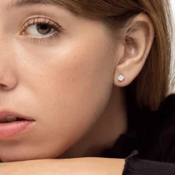 Round Diamond Stud Earrings 0.6 CT - 14k White Gold